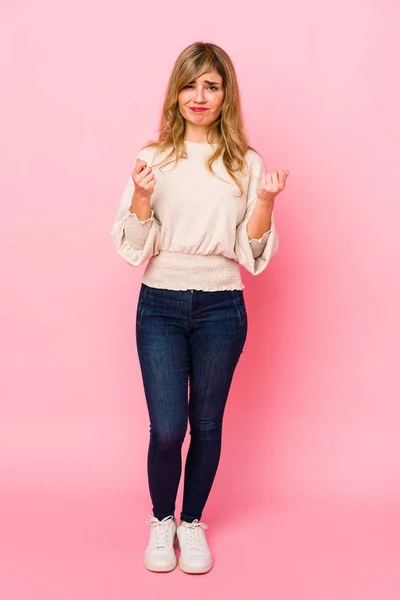 Young Blonde Caucasian Woman Standing Pink Background Showing She Has — Stock Photo, Image