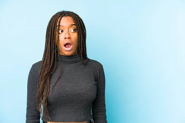 Young African American Woman Isolated Blue Background Being Shocked Because — Stock Photo, Image