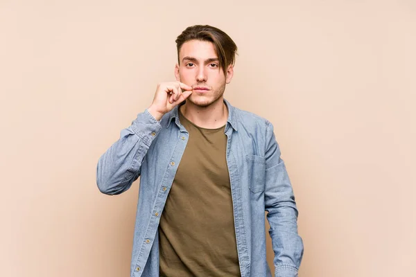 Young Caucasian Man Posing Isolated Fingers Lips Keeping Secret — Stock Photo, Image