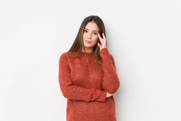 Joven Mujer Caucásica Posando Aislada — Foto de Stock