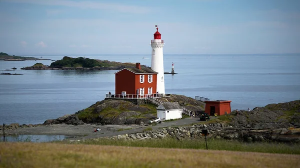 Faro Rojo Blanco Las Rocas Canadá —  Fotos de Stock