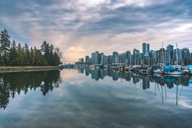 Vancouver, Kanada 'nın British Columbia şehrinde yer alan bir liman kentidir.