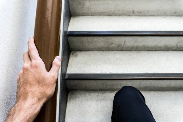 Man Walking Staircase — Stock Photo, Image