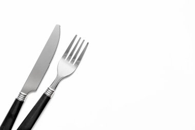 Çatal ve bıçak beyaza izole edilmiş. 