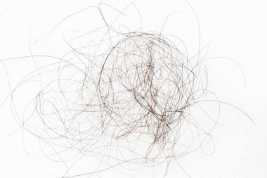 Bir sürü saçı olan soyut bir arka plan.