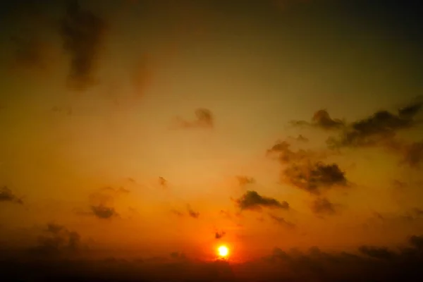 Piękny Żółty Zachód Słońca Niebo Natura — Zdjęcie stockowe
