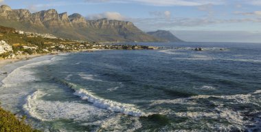 Clifton ve Kamp Koyu 'na ve 12 Havari' ye bakın. Cape Town 'da. Batı Burnu. Güney Afrika