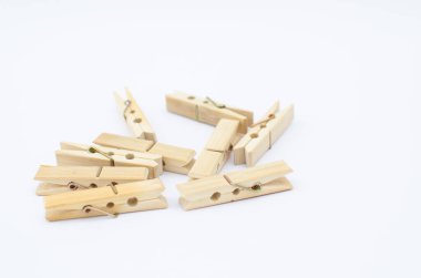 Tahta Kumaş Askıları, Beyaz Arkaplanda İzole Edilmiş