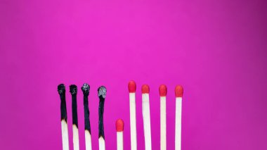 Fiziksel Mesafenin Gücü. Siz ve diğer insanlar arasına mesafe koymaya bakın. Coronavirüs salgını. Sosyal uzaklık kavramı. 