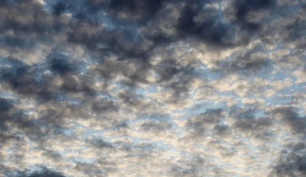 Himmel Och Moln Våren Paradiset — Stockfoto