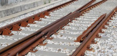 Tren rayları - turizm veya iş için seyahat