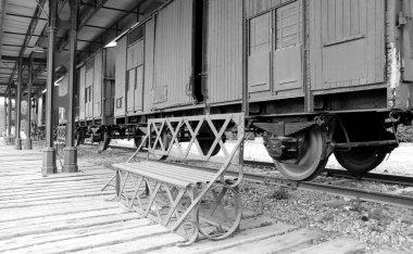 Raylarda klasik tren - seyahat