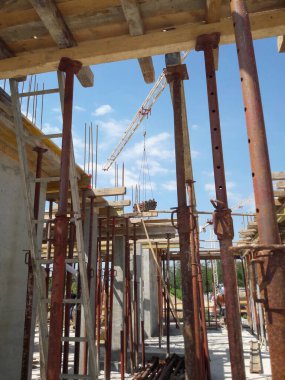 Baharda inşaat sahasında çalışmalar devam ediyor - faaliyetlerin sürdürülmesi