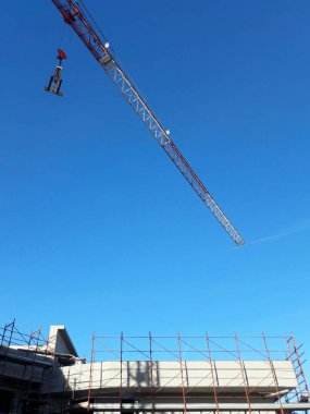 Baharda inşaat sahasında çalışmalar devam ediyor - faaliyetlerin sürdürülmesi