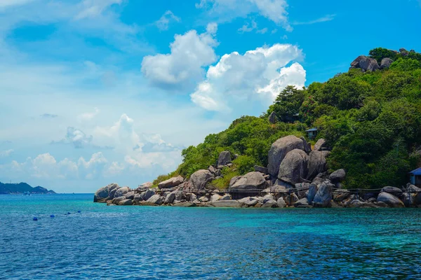 Tropikal göl, Tayland plajı.