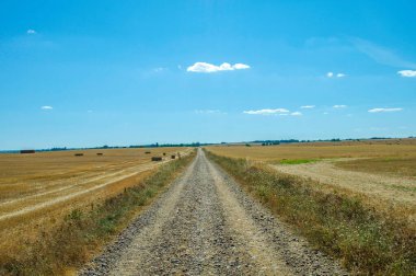 Kuzey İspanya 'da, Avrupa' da resim gibi bir kırsal. Ünlü Camino de Santiago yürüyüş yolu