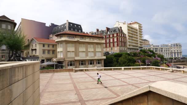 Biarritz França Mars 2020 Centro Cidade Com Uma Praça Edifícios — Vídeo de Stock