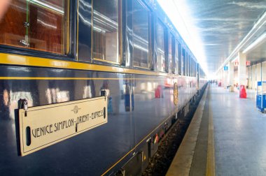 Venedik, İtalya - 7 Ocak 2020 Venedik Simplon Orient Ekspres Treni Vagonu