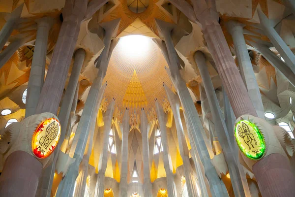 Barcelona Španělsko February 2020 Interiér Katedrály Sagrada Familia Barcelona — Stock fotografie