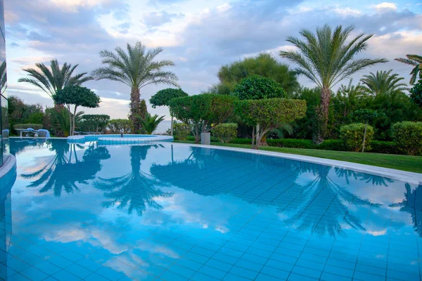 Sousse Tunisia January 2020 Beautiful Swimming Pool Palm Trees Garden — Stock Photo, Image