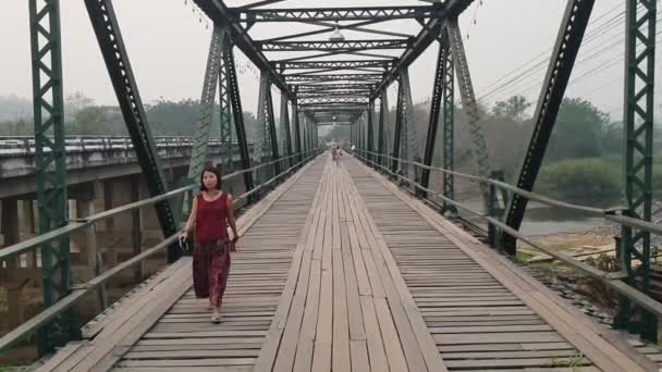 Pai Thailand Juli 2019 Pai Brücke Massive Struktur Aus Holz — Stockvideo