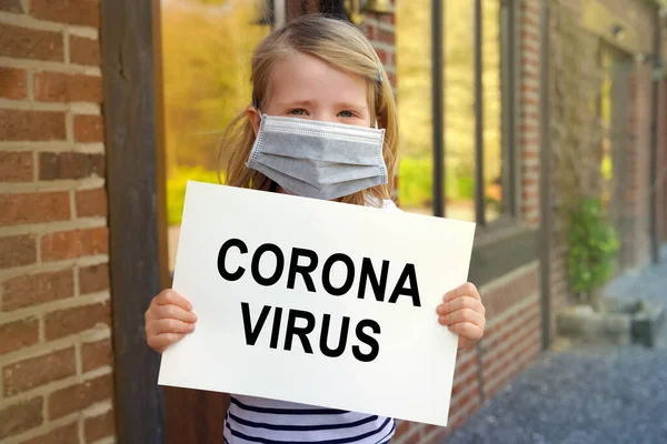마스크를 착용하고 텍스트 코로나 바이러스 Corona Virus 코로나 바이러스 Coronavirus — 스톡 사진