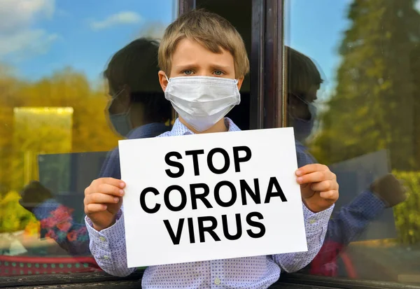 마스크를 착용하고 텍스트 Stop Corona Virus Coronavirus 세계적 — 스톡 사진