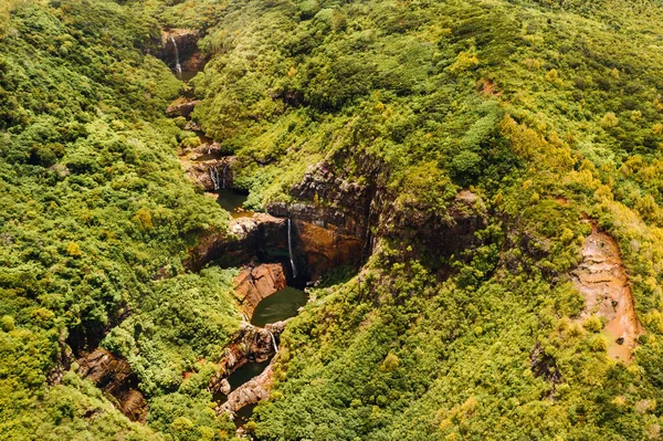 Vista Aérea Cima Perspectiva Cachoeira Tamarin Sete Cascatas Selva Tropical — Fotografia de Stock