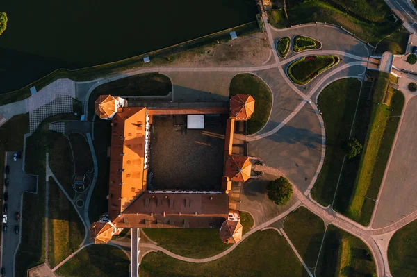 Mir Burg Mit Kirchtürmen Der Nähe Des Sees Weißrussland Der — Stockfoto