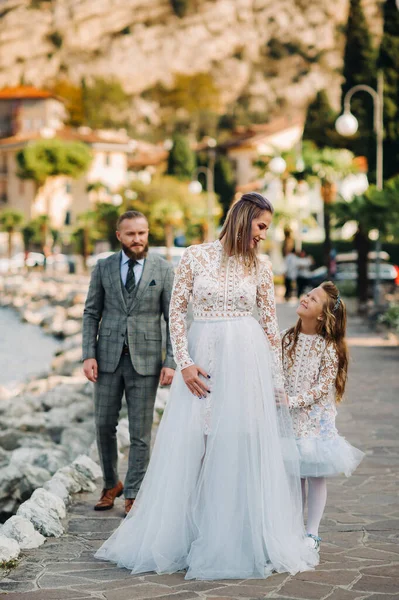 Italie Lac Garde Belle Famille Sur Les Rives Lac Garde — Photo