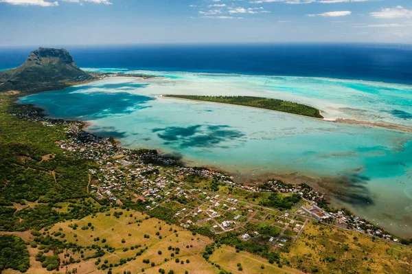 Flygfoto Över Berget Morne Brabant Som Finns Med Unescos Världsarvslista — Stockfoto