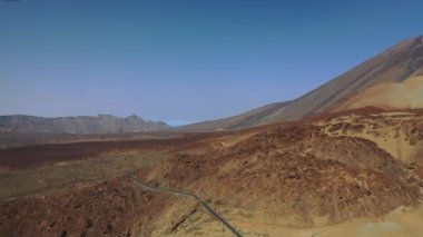 Tenerife yolu Teide volkanı, ay manzarası, taşlar,