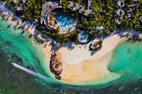 Аерофотознімок Східного Узбережжя Острова Маврикій Літаючи Над Бірюзовою Лагуною Маврикію — стокове фото