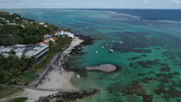 Wideo kurortów i rajskich plaż regionu na tropikalnej wyspie Mauritius. — Wideo stockowe