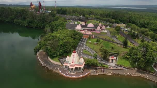 WS Tempel van Lord Shiva bij Grand Bassin, Port Louis, Mauritius — Stockvideo