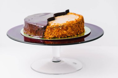 Tabakta bir parça Esterhazy