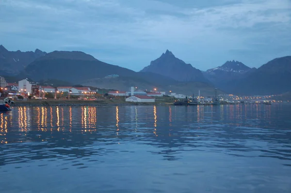 Ongewoon Mooie Zonsondergang Aan Rand Van Aarde — Stockfoto