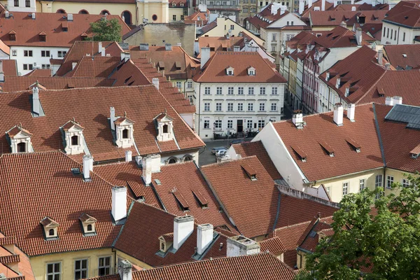 Nézd, a Károly-hídtól, Prága, Cseh Köztársaság. — Stock Fotó