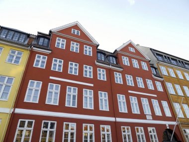 Danimarka başkenti C Nyhavn semtinde güneşli bir gün