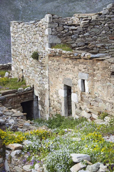 Oude traditionele dorp van Vathia at Mani, Griekenland — Stockfoto