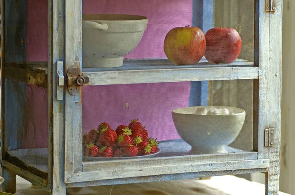 Färsk Frukt Vispgrädde Display — Stockfoto