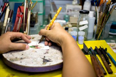 Erkek el kesme kağıt Kırtasiye bıçakla 