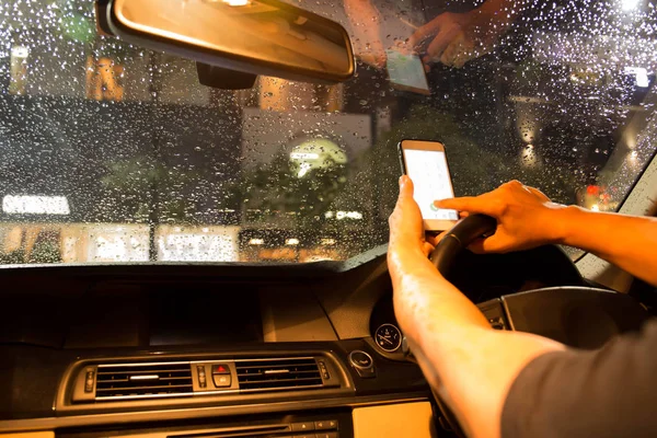 Selected focus on rain water on windshield man driving car and u — Stock Photo, Image