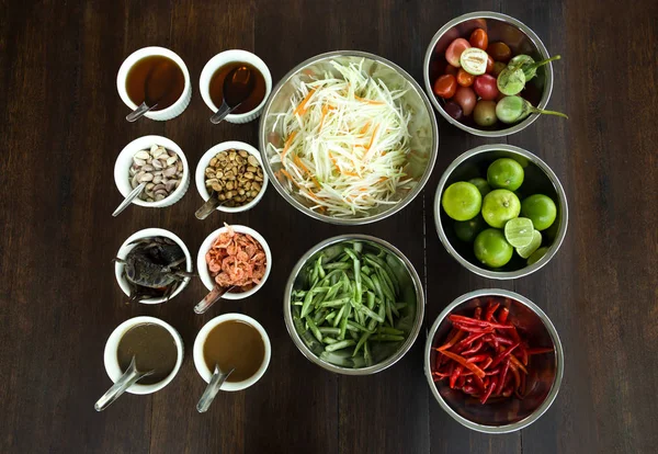 Estilo tailandês Conjunto de ingredientes de salada de mamão — Fotografia de Stock