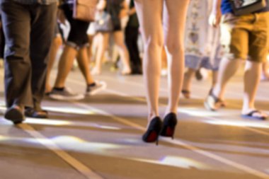 Bulanık kavramı oldukça yüksek topuk ayakkabı ile Noel tr bacaklarda