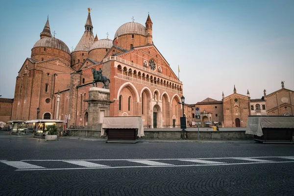 Sint Antonius Van Padua Basiliek Bij Zonsondergang Padua Italië — Stockfoto