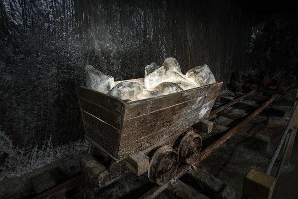 Chariot Minier Chargé Sel Gemme Dans Salina Turda Est Une — Photo