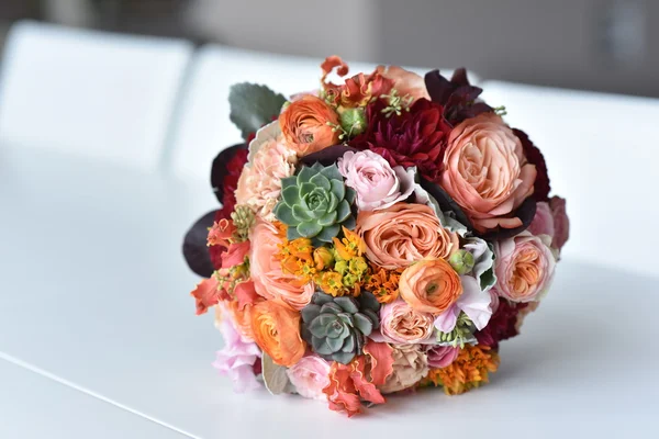 Bouquet de casamento laranja vermelha — Fotografia de Stock