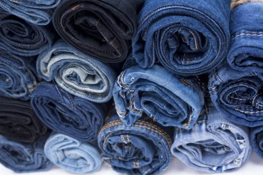 Kot yığın izole arka plan üzerinde rulo. 