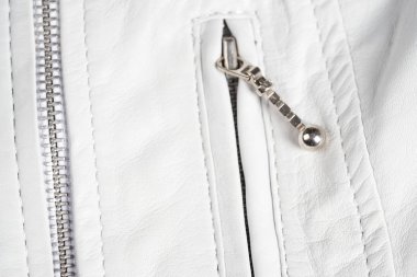 Beyaz deri ceket fermuar. Makro deri ceket fermuar ve Ayrıntılar